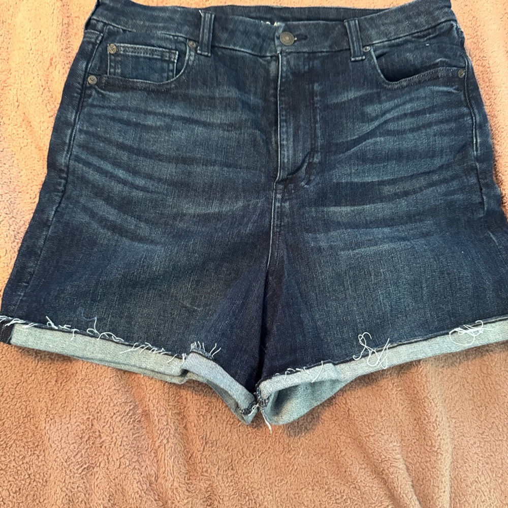 American Eagle size 16 shorts like new